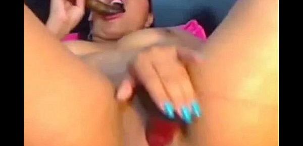  sperm loving hoe rubbing her wet pussy